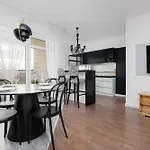 Avenue Chic Wilanowska By Solarento 아파트 *